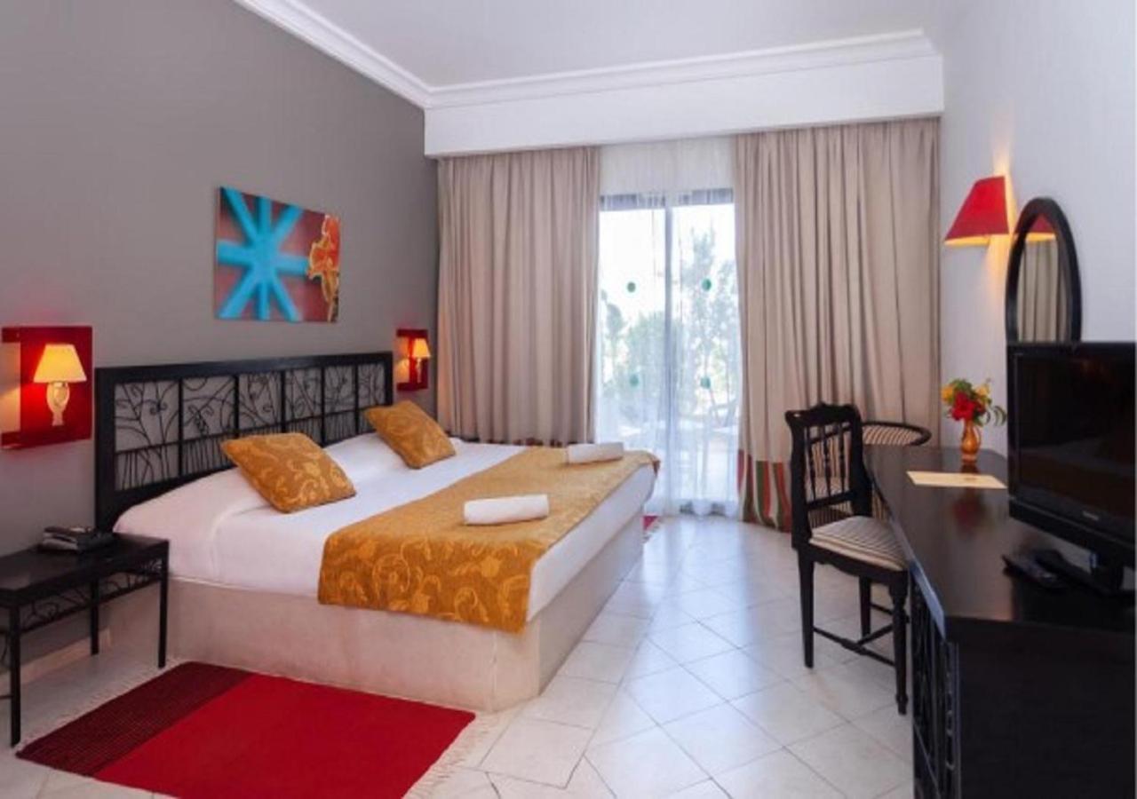 Le Petit Palais & Spa Hotel Mezraia Luaran gambar